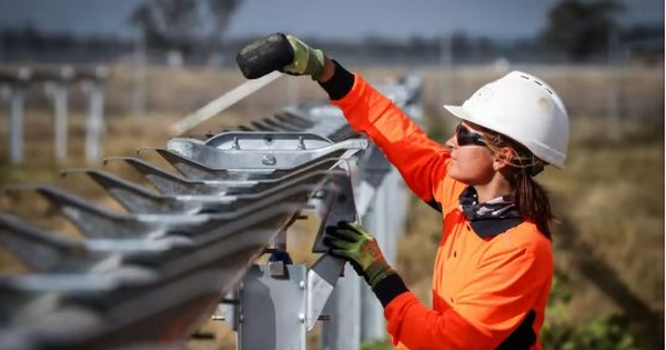 Trung Quốc lại đang đi trước thế giới một bước khi kiểm soát đến 80% chuỗi cung ứng mặt hàng này của thế giới, gấp 3 lần so với Mỹ.